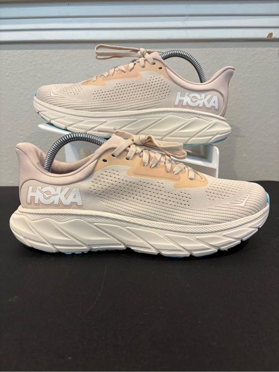 Hoka Shoes - HOKA Arahi 7 Womens 10B 1147851 VRM Vanilla Cream Running Shoes Stability